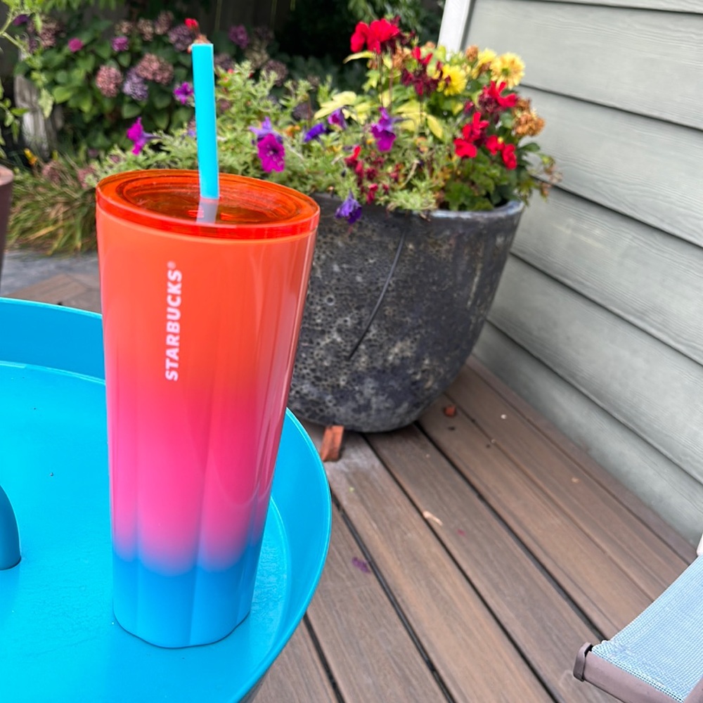 Starbucks venti stainless steel ombré tumbler NWT.